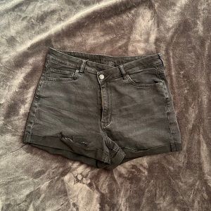 Size 12 American Eagle Black Highest Rise Mom Shorts